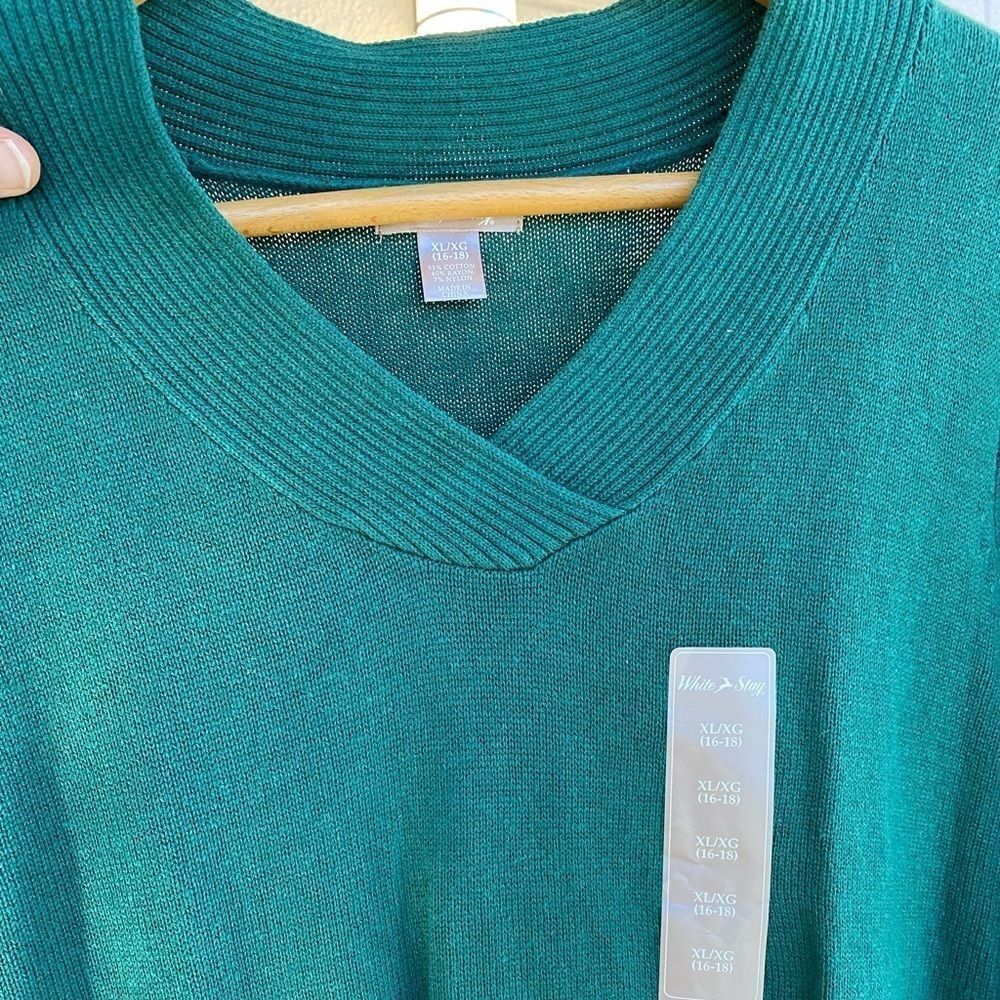 White Staga Academia Professor Black And Evergreen V Neck Knit Sweater 2 Pack — image 5 of 8